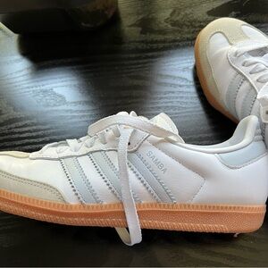 Adidas Sambas Size Women’s 7 NWOB
